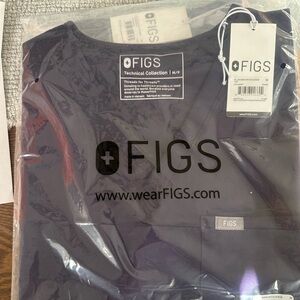 FIGS Purple Jam Medium Petite Catarina Top NWT